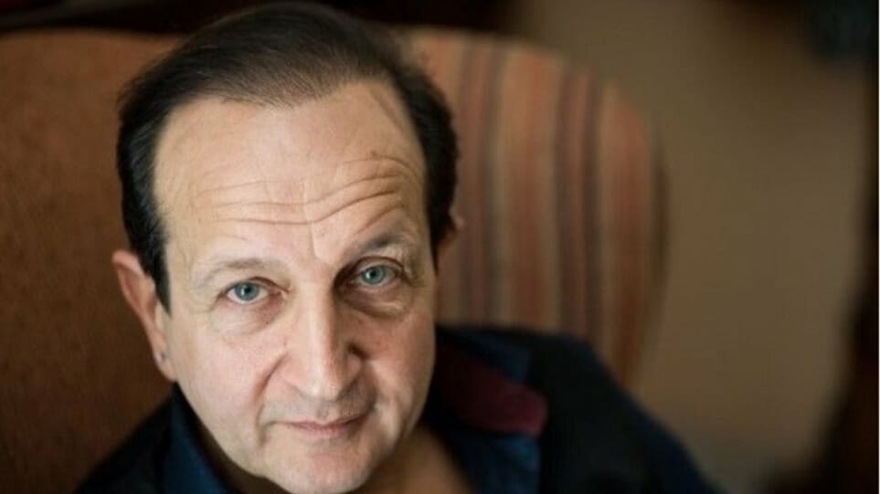 Σπύρος Μπιμπίλας: «Θέλω να κάνω σύμφωνο συμβίωσης ή πολιτικό γάμο»