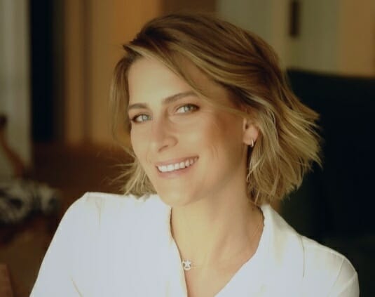 Τατιάνα Μπλάτνικ: Η εντυπωσιακή εμφάνιση στην Ιταλία - Το φόρεμα με βαθύ ντεκολτέ