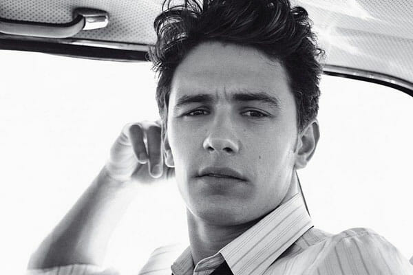 Τζέιμς Φράνκο: Στη Μύκονο με την κούκλα σύντροφό του