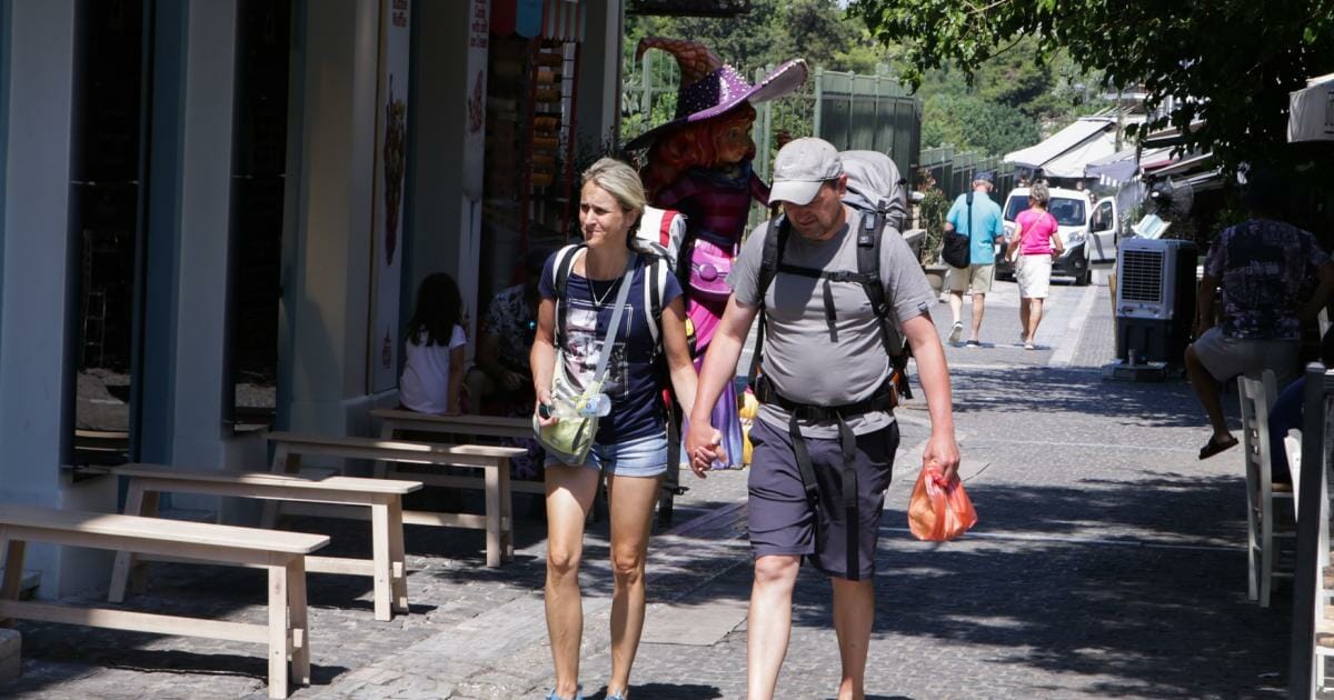 Κορονοϊός: έξαρση κρουσμάτων την πρώτη εβδομάδα του Αυγούστου