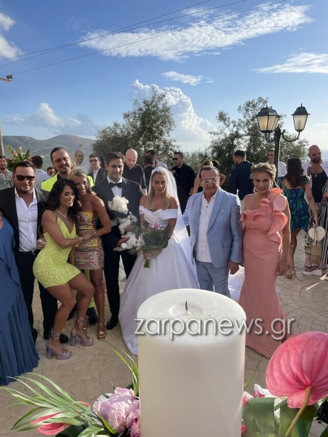 Κόνι Μεταξά - Μάριος Καπότσης: το φωτογραφικό άλμπουμ του γάμου τους - Δείτε όσα έγιναν στο πάρτι τους