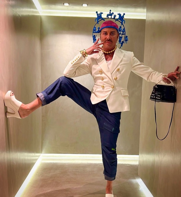 Λάκης Γαβαλάς: «Χ@στηκα για το σπίτι στη Μύκονο - Δεν με ενδιαφέρει καθόλου»