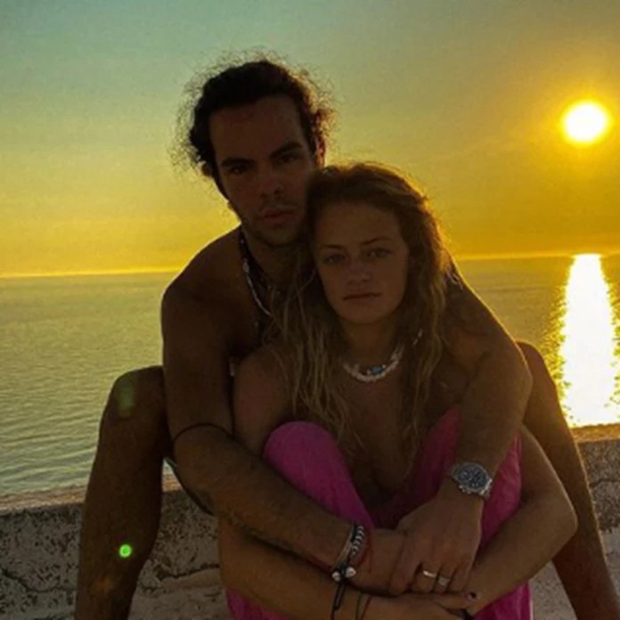 Άγγελος Λάτσιος - Γαία Μερκούρη: Νέες φωτογραφίες από τις διακοπές τους