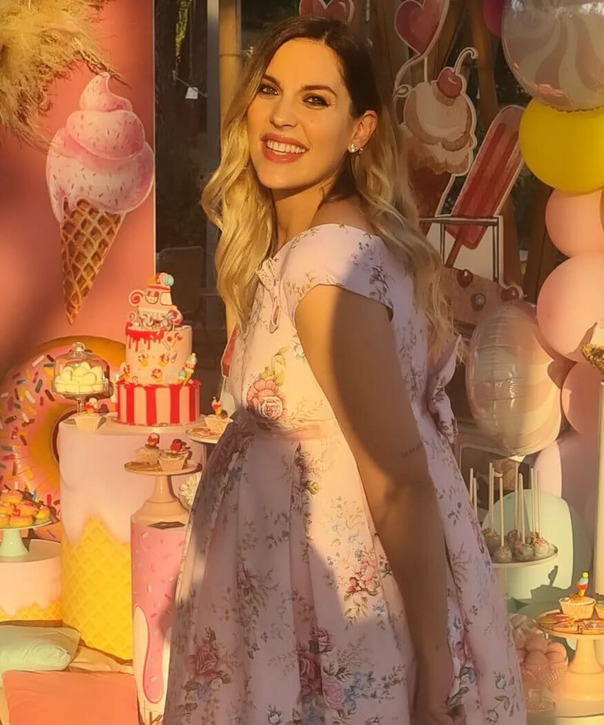 Μαντώ Γαστεράτου: το ονειρεμένο baby shower λίγο πριν γεννήσει την κόρη της (φωτογραφίες - βίντεο)
