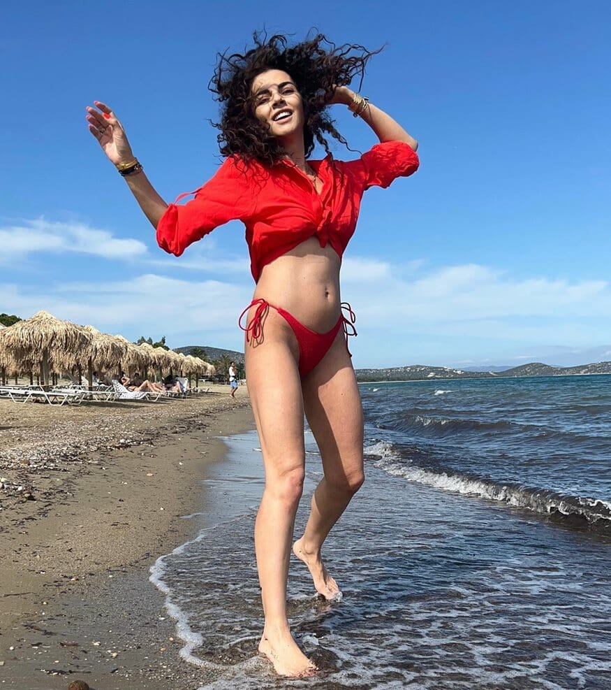 Μαρία Σολωμού: Η φωτογραφία με μαγιό και το σχόλιο του Mente Fuerte