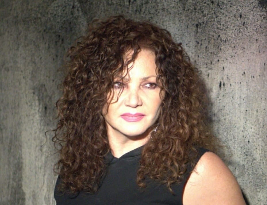 Σοφία Αρβανίτη: «Ακόμα και τώρα γίνεται χαμός με το τραγούδι "Μη μου μιλάς για καλοκαίρια"»