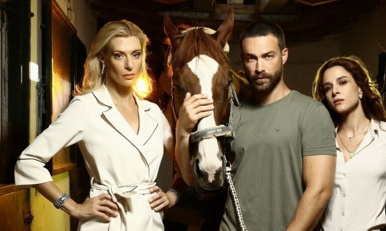 Άγρια Γη: το πρώτο trailer της νέας συγκλονιστικής σειράς του ΣΚΑΙ (βίντεο)