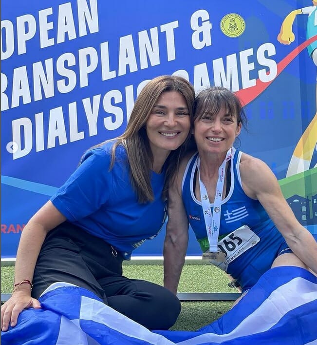 Μαρία Ναυπλιώτου: στην Οξφόρδη για να στηρίξει την κουμπάρα της στους