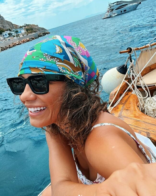 Πηνελόπη Πλάκα: «Πρέπει να ρωτάμε τους ανθρώπους αν θέλουν να παντρευτούν;»