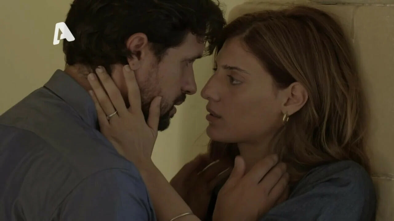 Σασμός: Ο Σταύρος πιάνει στα πράσα την Αργυρώ με τον Αστέρη