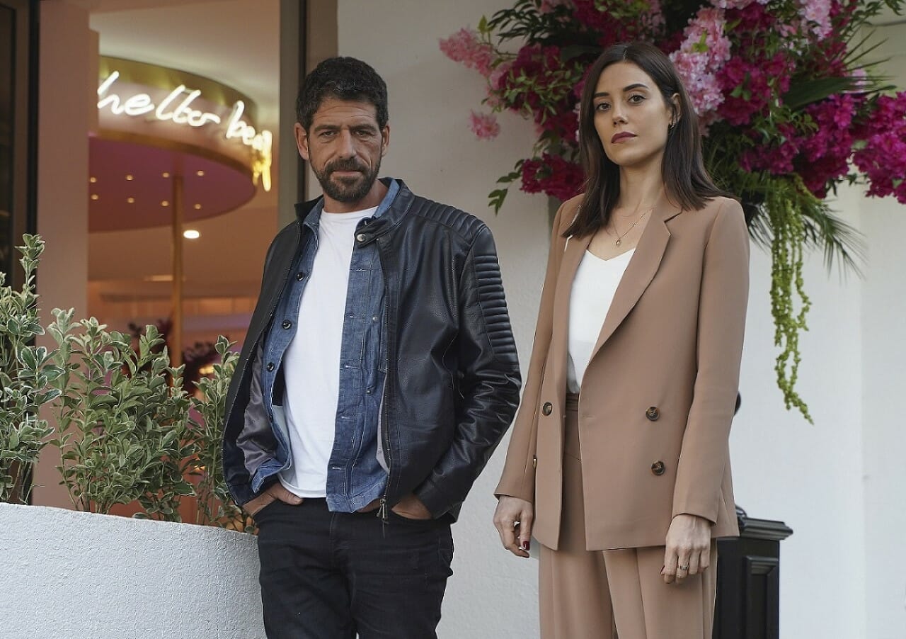 Άπιστος: ο Βολκάν κάνει σκηνή στην Ασιγιά στα εγκαίνια της Ντερίν