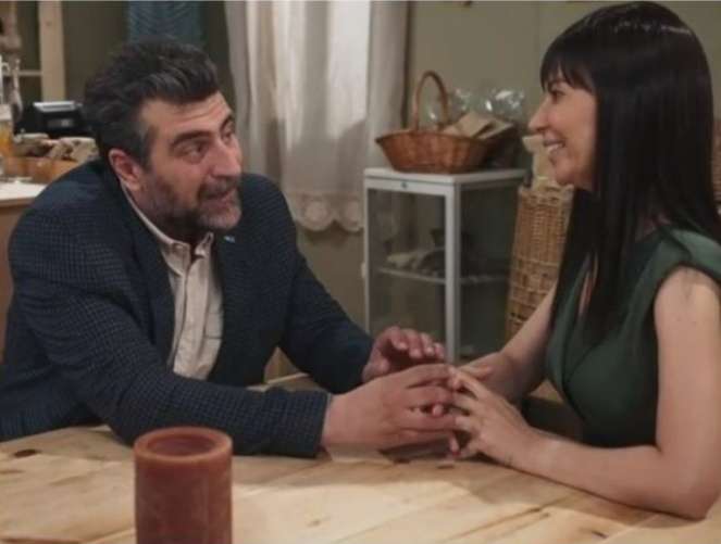 Η γη της ελιάς: Η Αρετή (και η περιουσία της) στα δίχτυα του αδίστακτου Θανάση