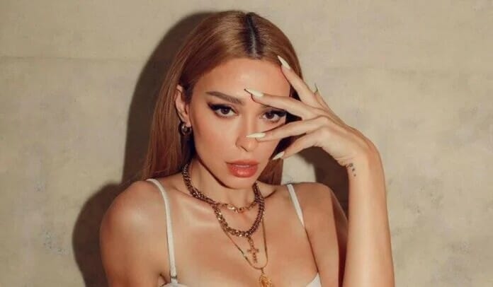 Ελένη Φουρέιρα: Η πρώτη της βραδινή εμφάνιση μετά από δύο μήνες - «Είμαι πολύ ενοχλημένη»