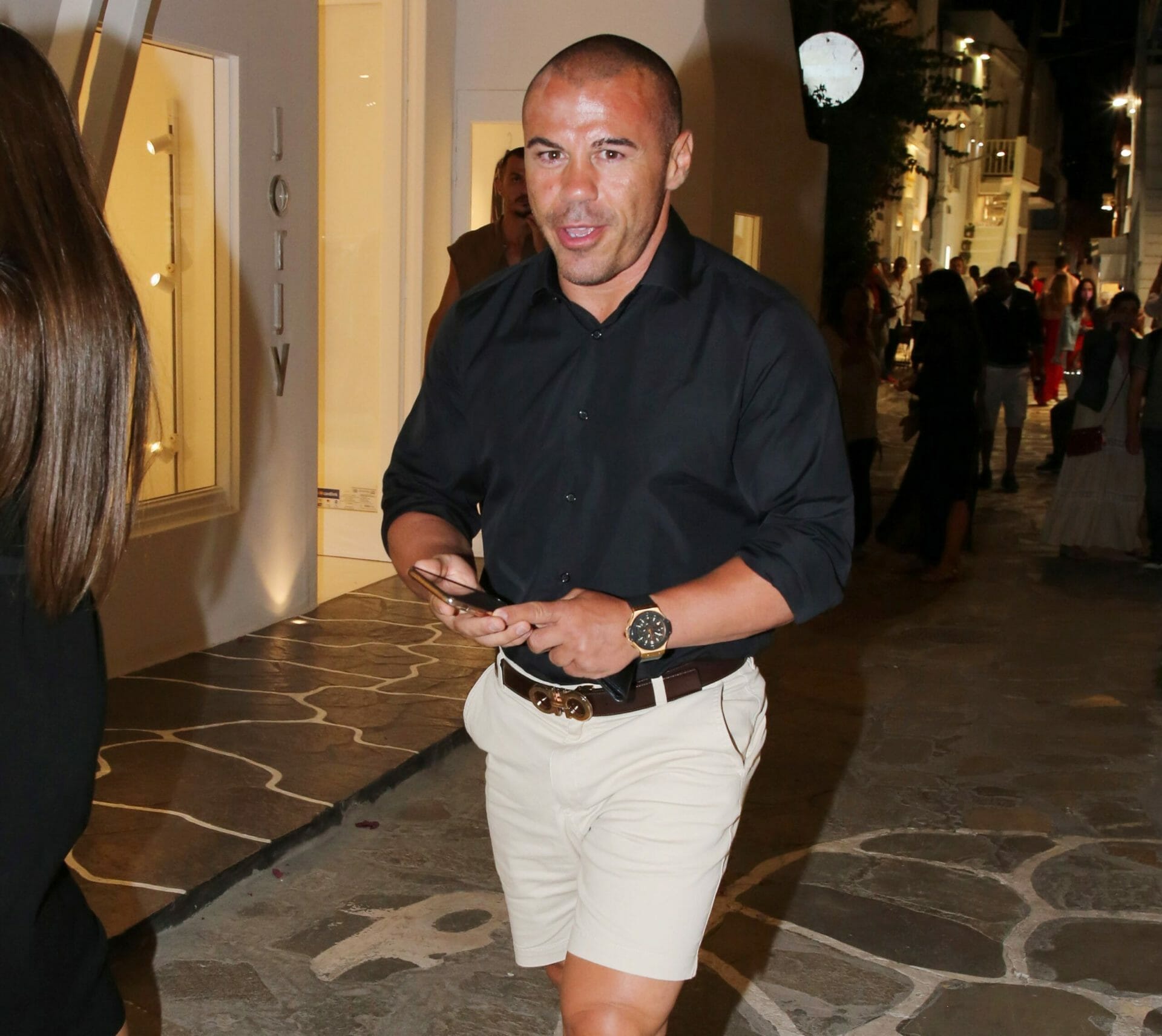 Μιχάλης Ζαμπίδης: Καλωσόρισε τον Σεπτέμβρη με μια τρυφερή φωτογραφία με τα δίδυμα