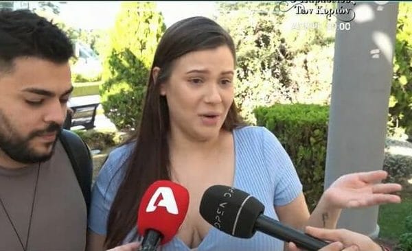 Λάουρα Νάργες: Με δάκρυα στα μάτια έξω από το μαιευτήριο - Οι πρώτες δηλώσεις μετά τον ερχομό του γιου της