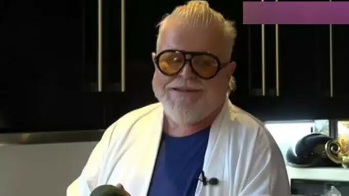 Νίκος Αποστολόπουλος: «Πρέπει να είσαι του συλλόγου τυφλών και κωφαλάλων για να βλέπεις τον Μπράτη όμορφο»