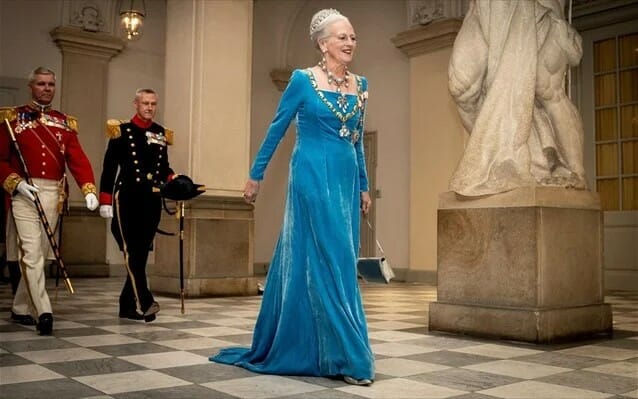 Σεισμός στο παλάτι της Δανίας: Η βασίλισσα Μαργαρίτα αφαίρεσε τίτλους από 4 εγγόνια της!