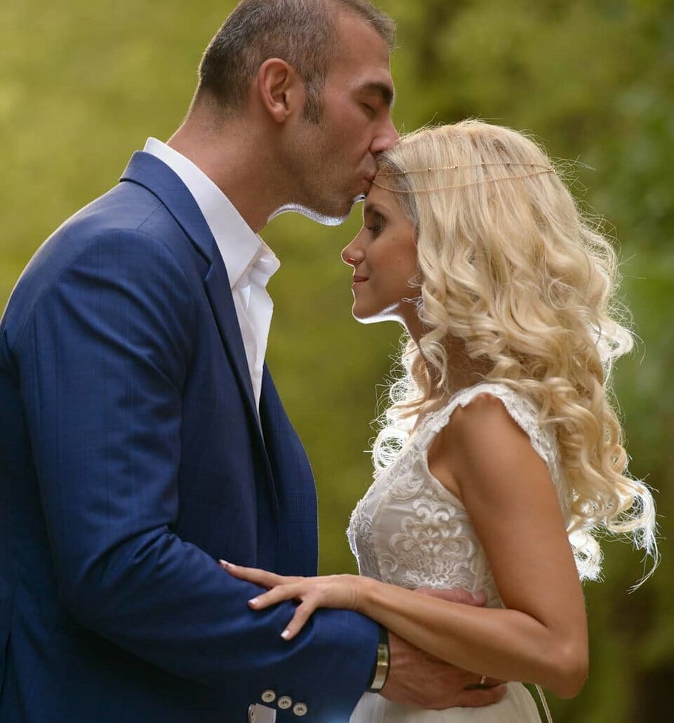 Αλέξανδρος Νικολαΐδης: Τα δύο τραγούδια που του αφιέρωσε η σύζυγός του μετά την κηδεία