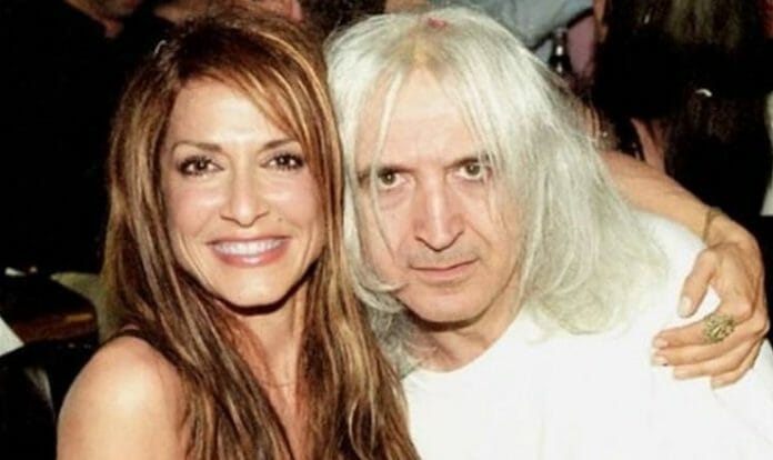 Άννα Βίσση: Βραδινή έξοδος με το Νίκο Καρβέλα και την σύντροφό του