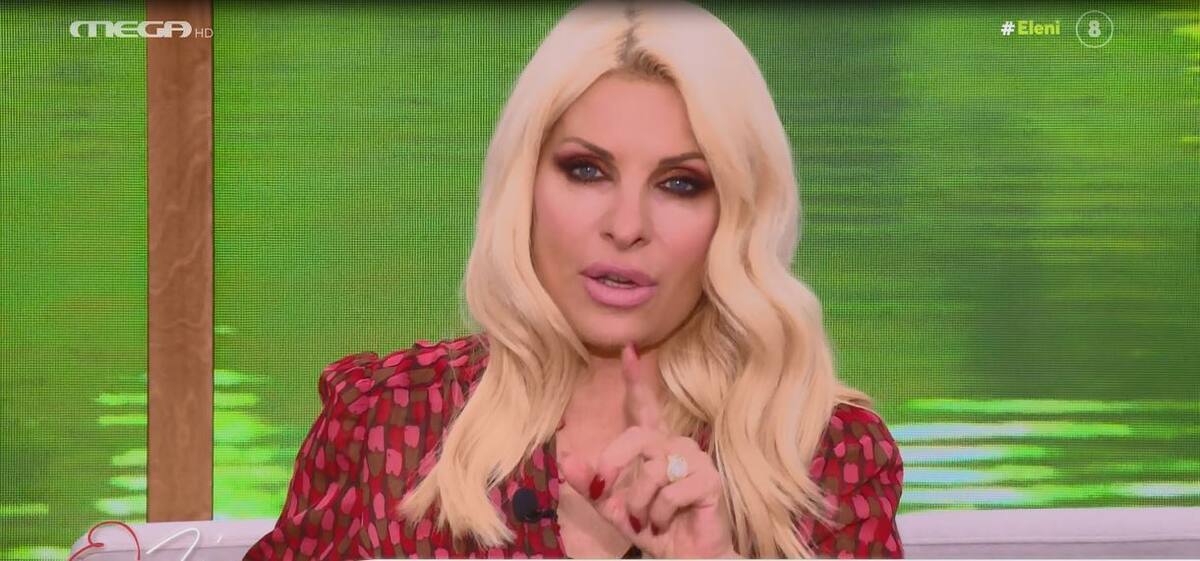 Ελένη Μενεγάκη: Έκανε μπάνιο στη θάλασσα της Άνδρου, Οκτώβρη μήνα!