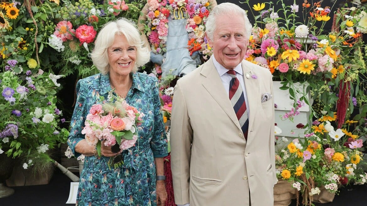 The Crown: Το ερωτικό τηλεφώνημα Καρόλου και Καμίλας θα παρουσιαστεί στη νέα σεζόν