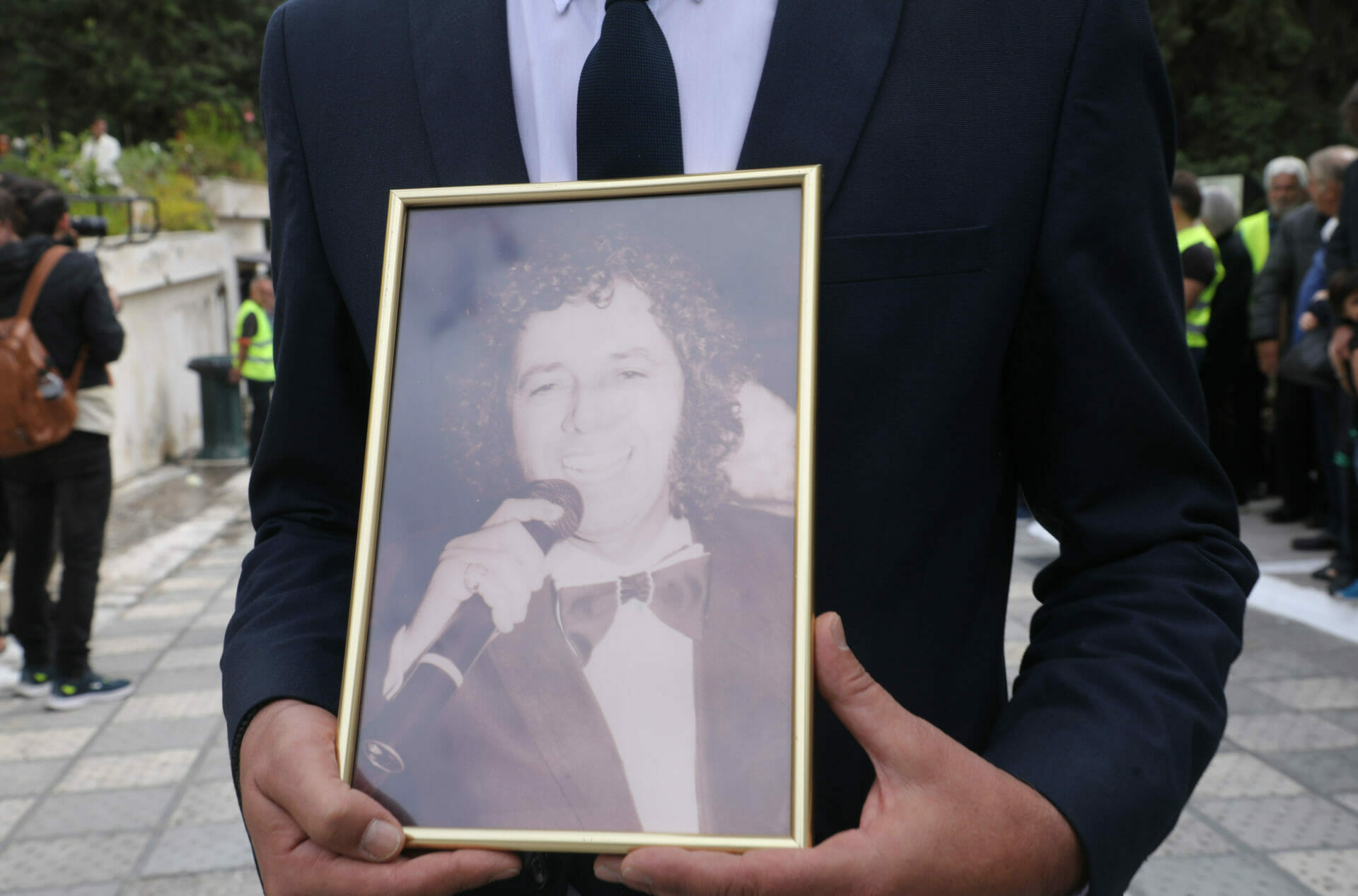 Σταμάτης Κόκοτας: Το τελευταίο «αντίο» στον σπουδαίο τραγουδιστή