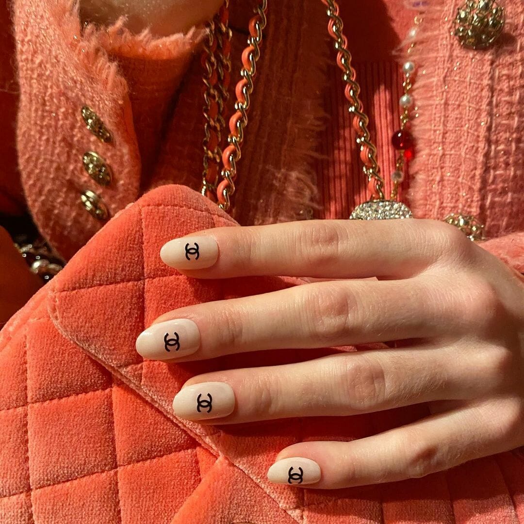 Logo μανικιούρ: Εσύ θα το τολμήσεις;