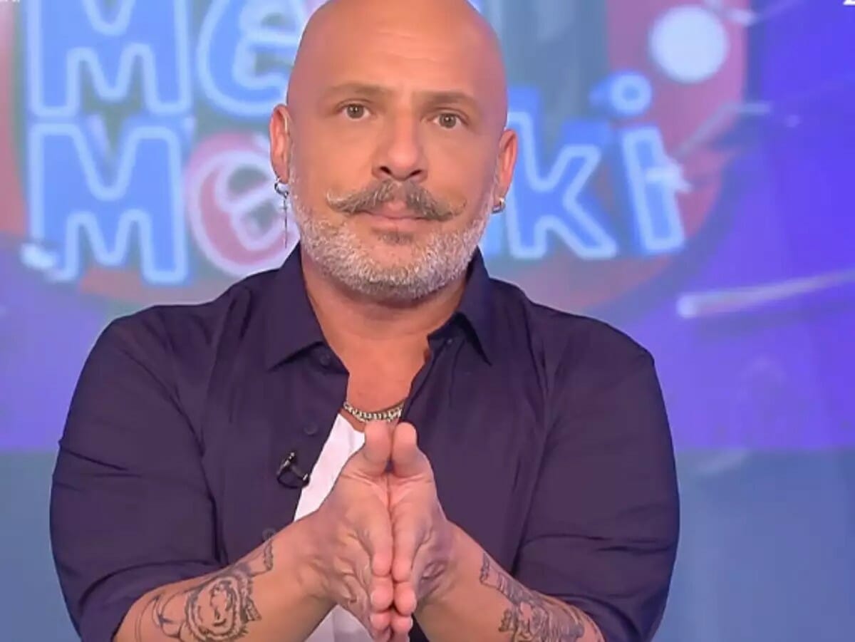 Νίκος Μουτσινάς: «Είμαι ένα βήμα πριν προσβάλλω το συμβόλαιό μου και ζητήσω να μην κάνουμε εκπομπή»