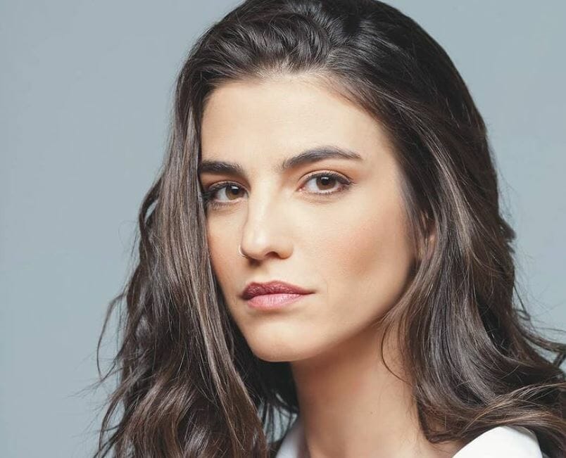 Αναστασία Παντούση: «Είμαι ερωτευμένη με τον Παπαζήση, αλλά νιώθω άβολα να μιλάω γι’ αυτό»