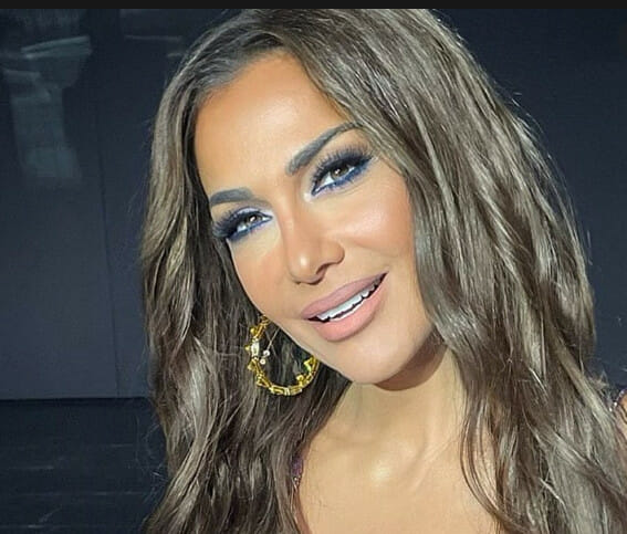 Δέσποινα Βανδή: Κάνει γυμναστική με τον φημολογούμενο σύντροφο της κόρης της