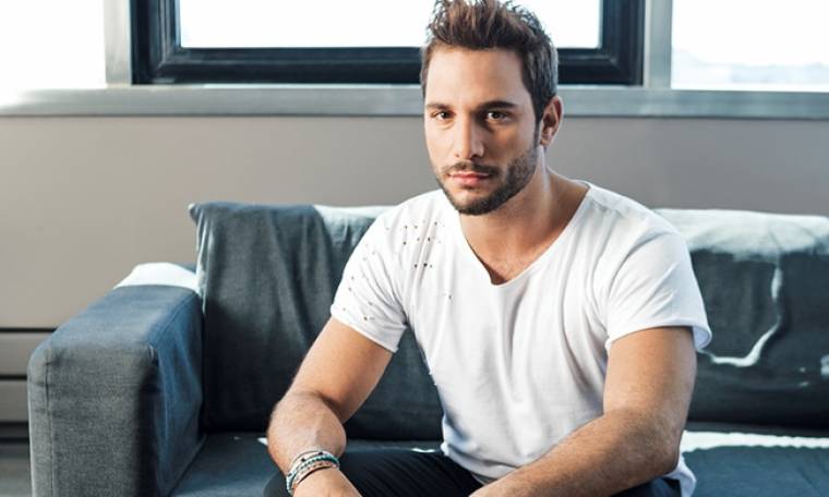 Ευθύμης Ζησάκης: Παντρεύεται ο ηθοποιός - Η παραμυθένια πρόταση γάμου στην σύντροφό του