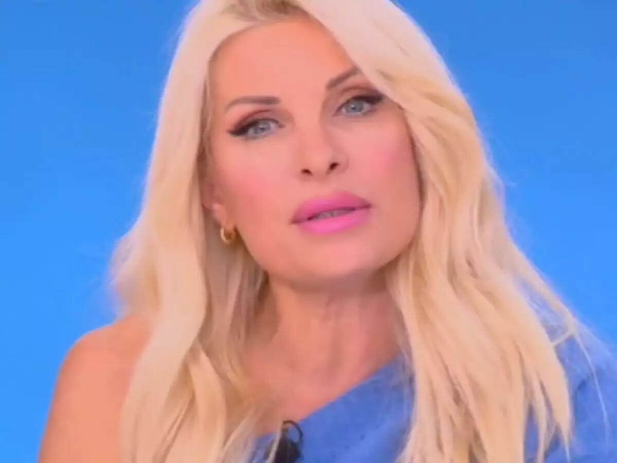 Ελένη Μενεγάκη: Μίλησε για τον έρωτα της Βανδή με τον Μπισμπίκη