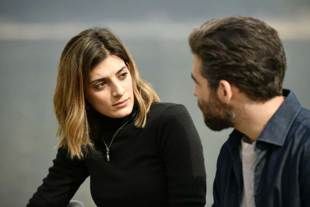 Σασμός: Άγρια σύγκρουση Αργυρώς - Σταύρου