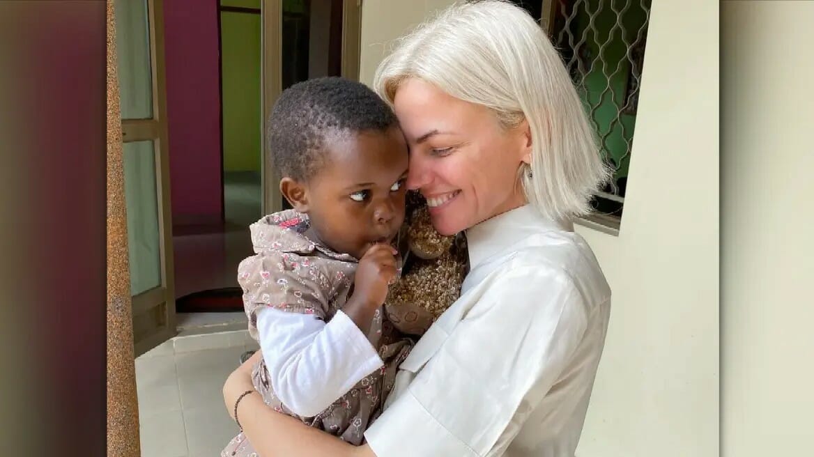 Χριστίνα Κοντοβά: Γιορτάζει τα δυο χρόνια που ζει με την κόρη της, Έιντα