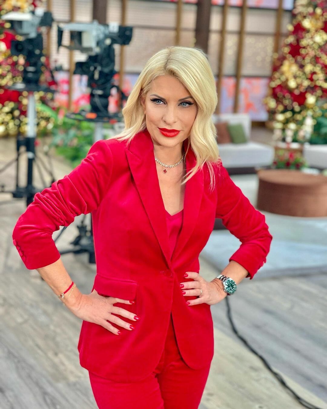 Ελένη Μενεγάκη: Οι συμβουλές της για τέλειο μακιγιάζ στο ρεβεγιόν