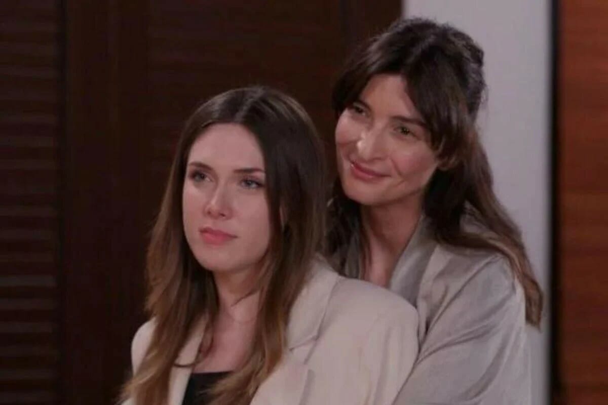 Γη της Ελιάς: Η Ιουλία διώχνει την Μυρτάλη - «Εξαφανίσου!»