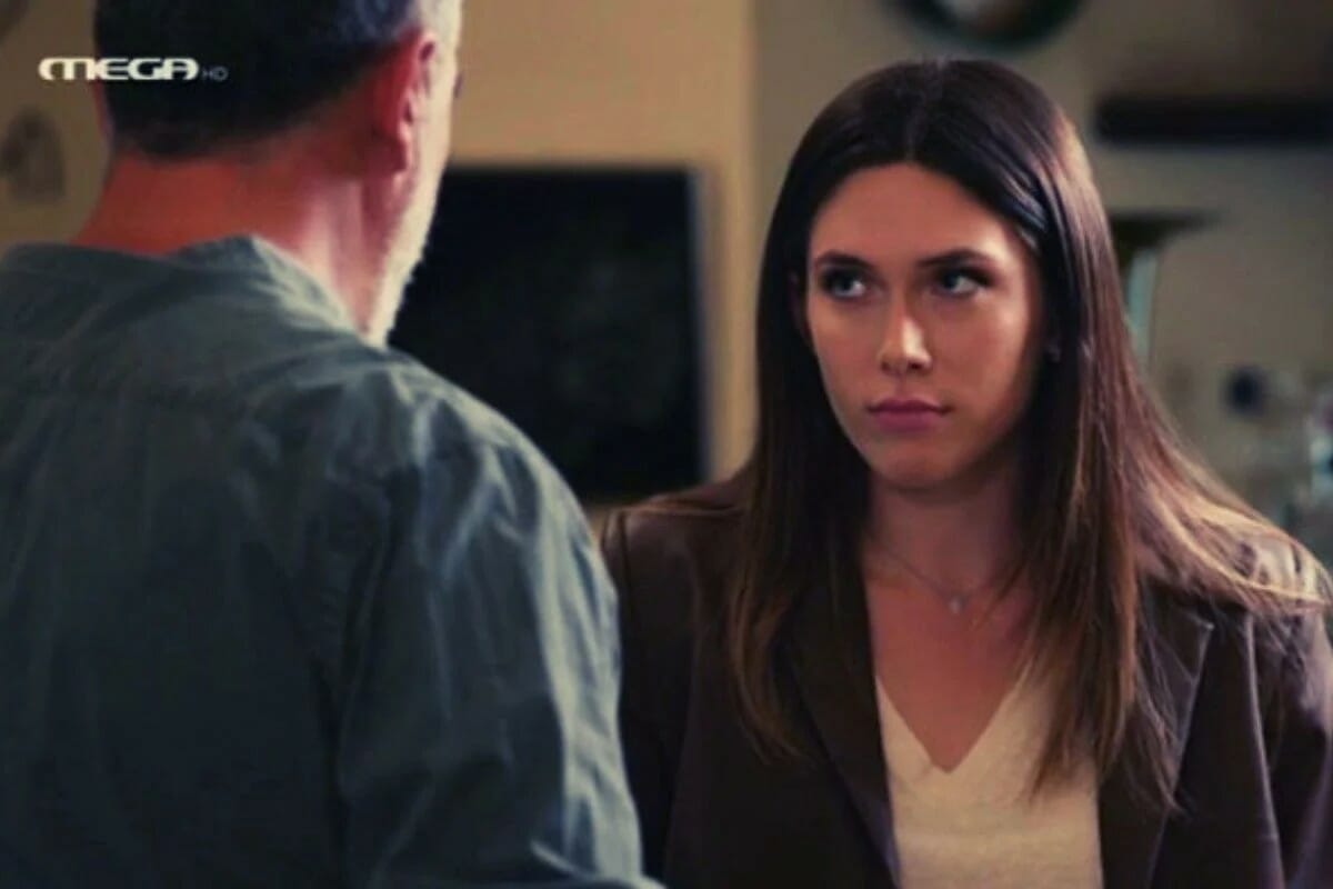 Γη της Ελιάς: Η Μυρτάλη ψηφίζει τον Δημοσθένη στις εκλογές!