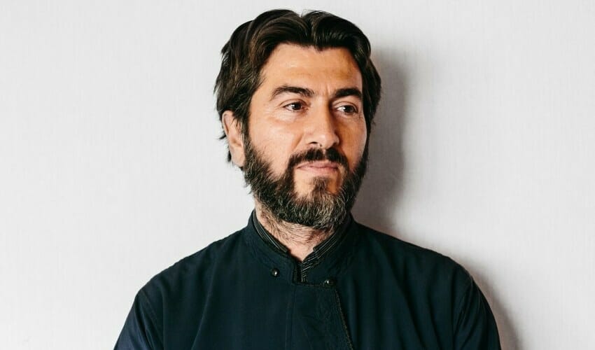 Κιβωτός του Κόσμου: Με εισαγγελική εντολή απαγορεύεται στον πατέρα Αντώνιο να πλησιάζει τις δομές