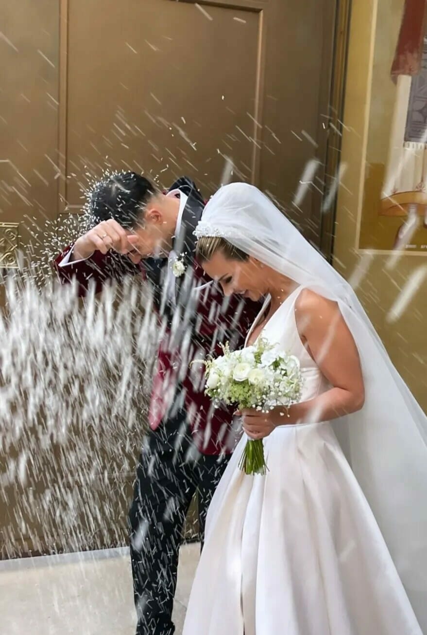 Κώστας Σλούκας - Μαρία Δαρσινού: Παντρεύτηκαν με θρησκευτικό γάμο