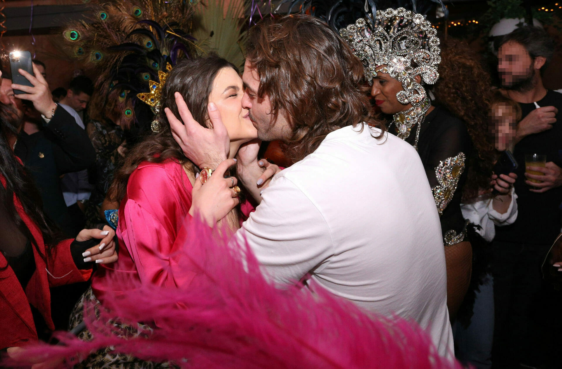 Παππά - Λάζαρης: Η εξοχική κατοικία στο Μεγανήσι που θα στεγάσει τον έρωτά τους