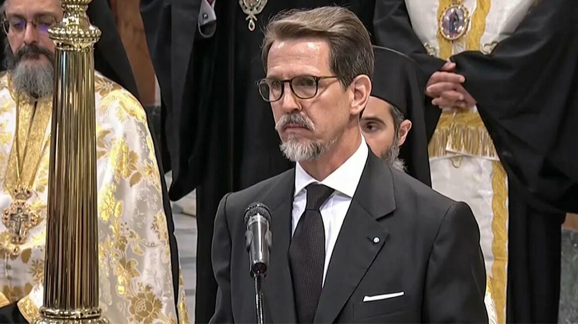 Κηδεία Κωνσταντίνου: Ο επικήδειος του Παύλου που συγκίνησε τη Μητρόπολη - «Δεν είναι αυτό το τέλος πατέρα»