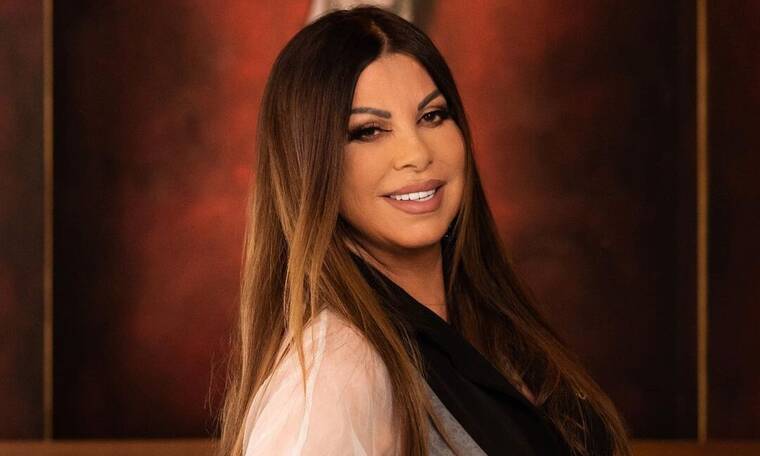 Η Άντζελα Δημητρίου απαντά στον Στάθη Αγγελόπουλο: «Περνάνε αδιάφορα τα σχόλια»