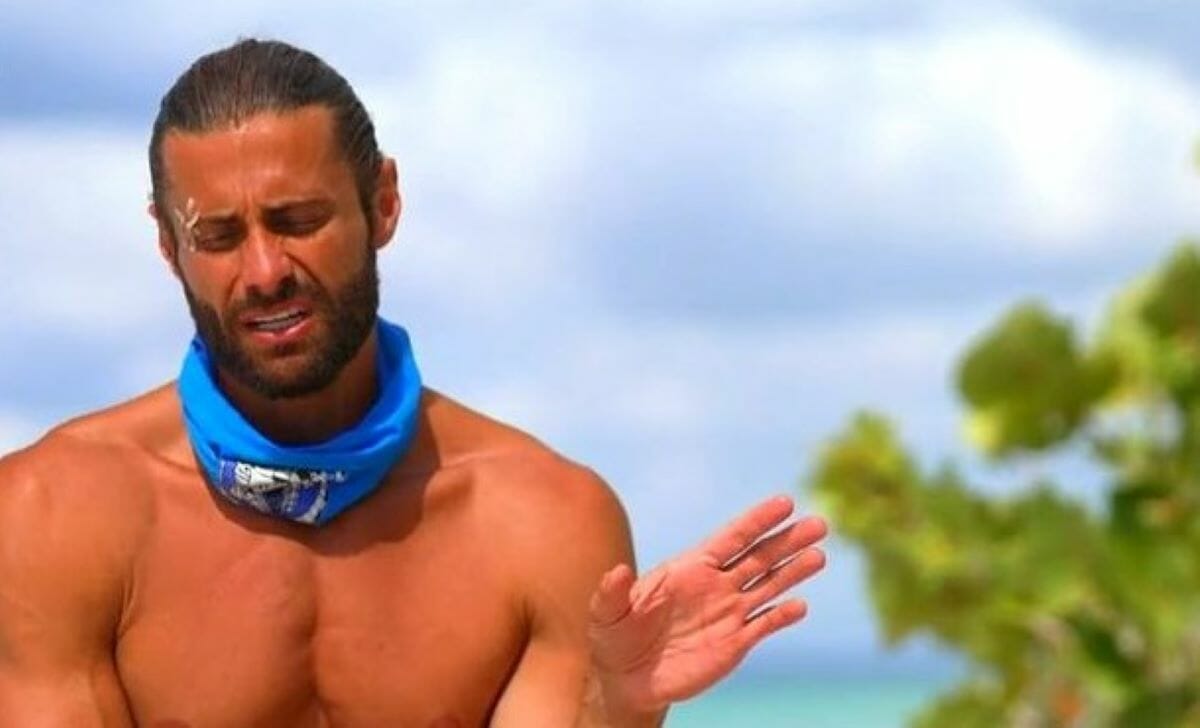 Survivor All Star - Βασάλος για Σώζων: «Αφοδεύει δίπλα στην καλύβα και βρωμάει»