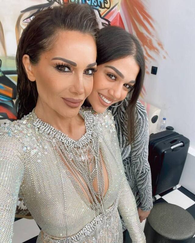 Δέσποινα Βανδή: Ευχήθηκε στην κόρη της για τα γενέθλιά της με σπάνιες παιδικές φωτογραφίες