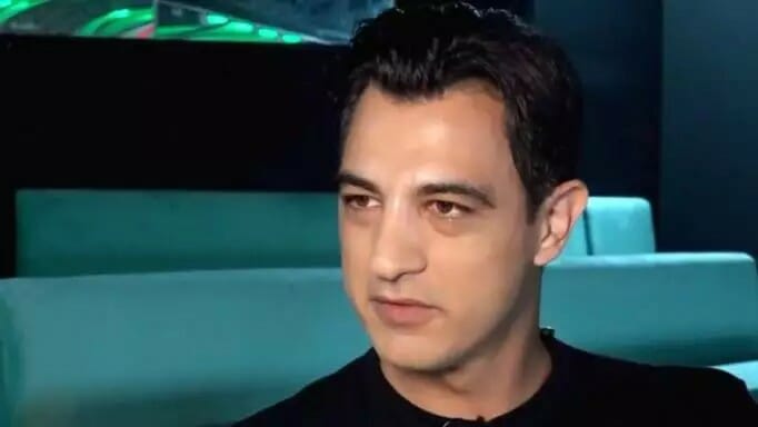 Δήμος Αναστασιάδης: Το άγνωστο σκηνικό με θαυμάστριά του - «Ήρθε στο καμαρίνι και έβγαλε τα ρούχα»