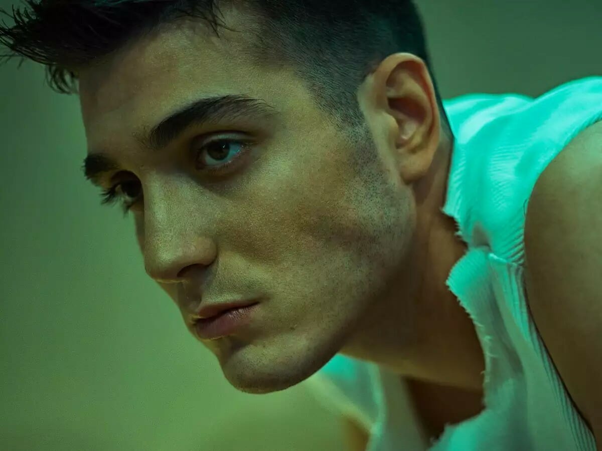 Γιώργος Κακοσαίος: Το νέο τραγούδι με την υπογραφή του Φοίβου