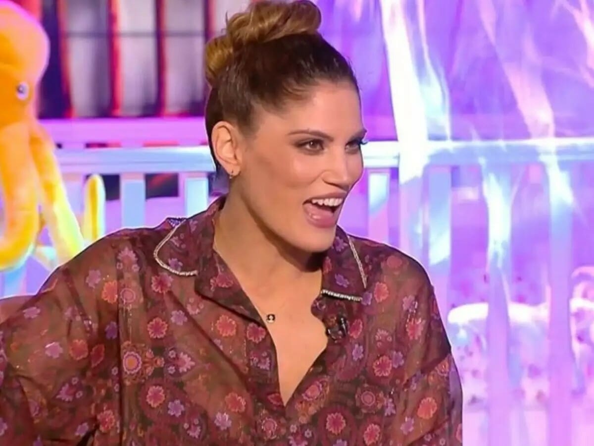 Μαίρη Συνατσάκη: Ο Ίαν Στρατής, η νέα ζωή με την κόρη τους και η καισαρική