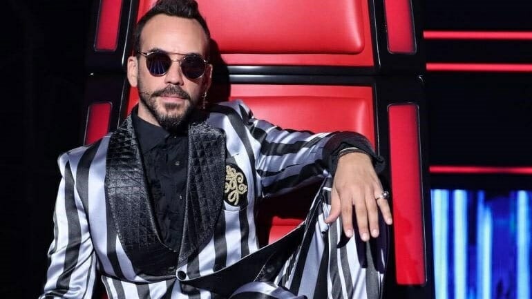 Πάνος Μουζουράκης: Σε νέα σχέση μετά τον χωρισμό του από την Τζίνα Βαρελά