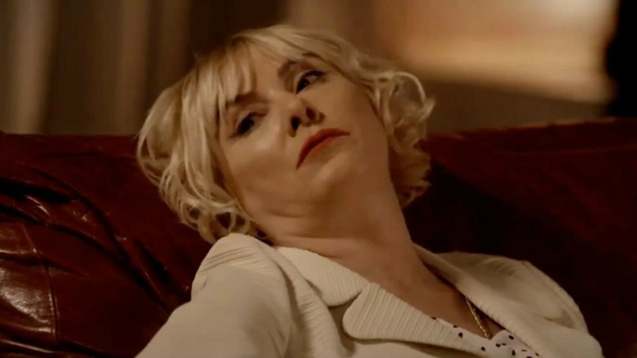 Παράδεισος Κυριών: Η Βικτώρια βάφει τα χέρια της με αίμα!