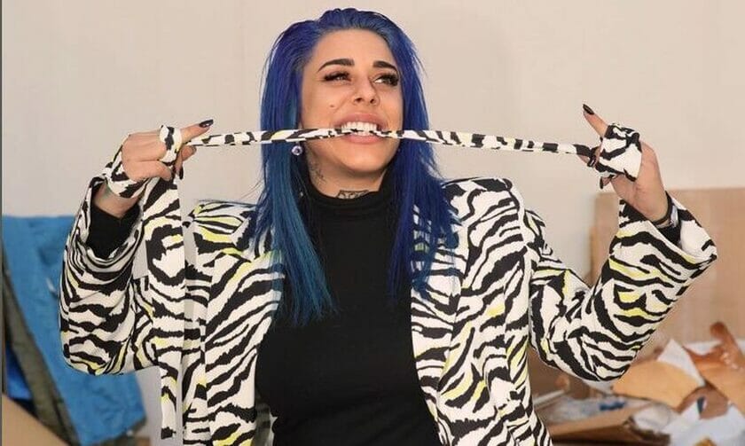 Ξεσπά η μητέρα της Super Κικής: «Νιώθω απέραντη ντροπή και σιχαμάρα για το κράτος που ζω»